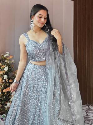 Designer Bollywood Style Wedding Wear Lehenga Choli 1