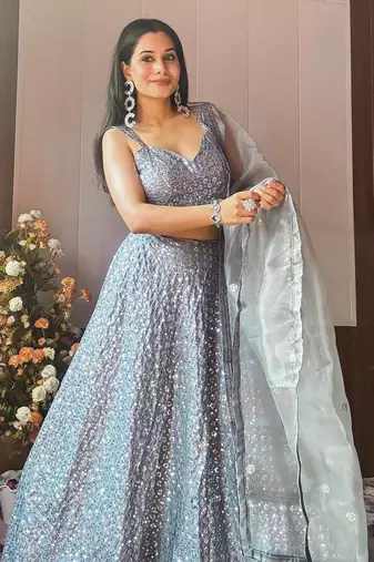 Designer Bollywood Style Wedding Wear Lehenga Choli