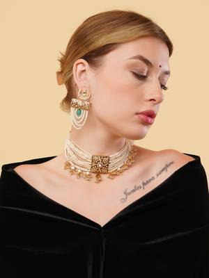 Zamrud drop earrings 1