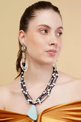 Neelam drop earrings
