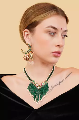 Harit drop earrings