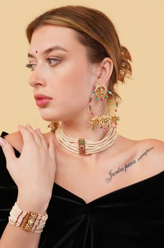 Gulabi bracelets