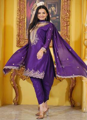 Heavy Chinon Suit With Sequence Embroidered Work 3