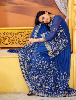 Heavy Fox Georgette Suit With Sequence Embroidered Work 3