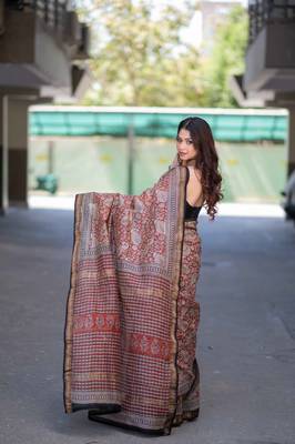 red bagru maheshwari silk blend saree 2