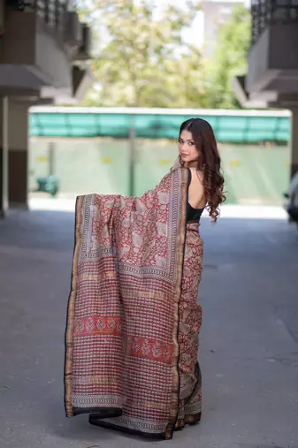 red bagru maheshwari silk blend saree