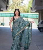 green dabu maheshwari silk blend saree