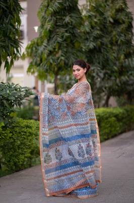blue block printed saree 4