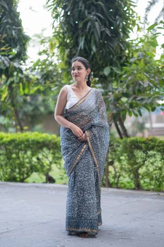 grey kota doria saree