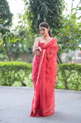 red kota doria saree