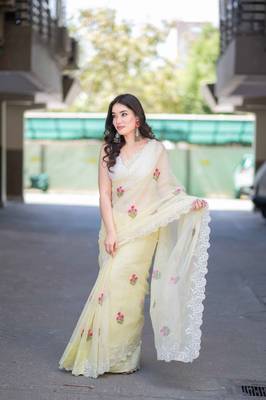yellow kota doria saree 2