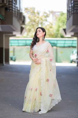 yellow kota doria saree 5