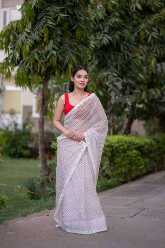 white kota doria saree