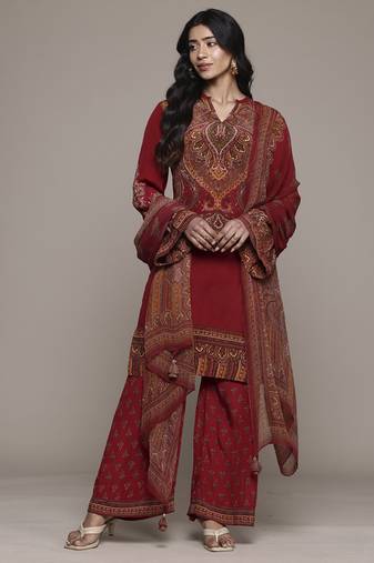 Red adrika kurta set by ritu kumar