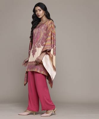 Beige adrika kurti by ritu kumar 3