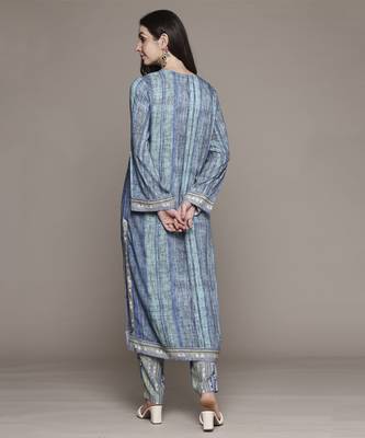 Blue essential-vasudha kurta set by ritu kumar 4