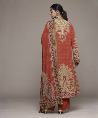 Rust arith kurta set by ritu kumar 5