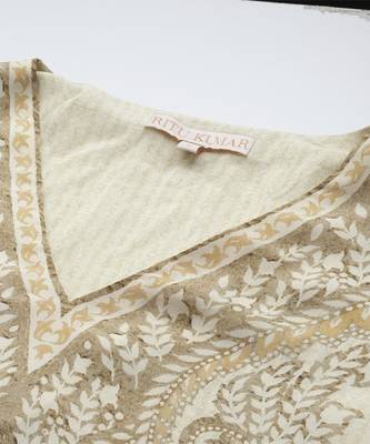 Beige arith kurta set by ritu kumar 3