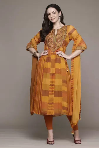 Orange bauhaus print kurta set by ritu kumar
