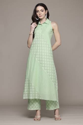 Green essential-ananta kurta set by ritu kumar
