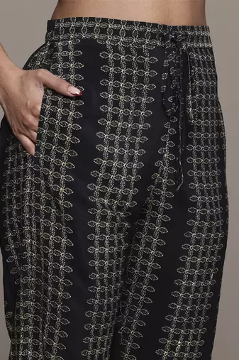 Black saatchi kurta set by ritu kumar