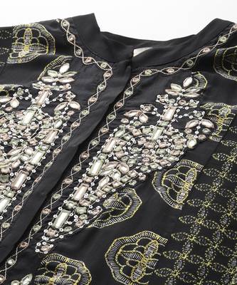 Black saatchi kurta set by ritu kumar 4