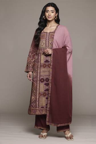 Prune sona kurta set by ritu kumar