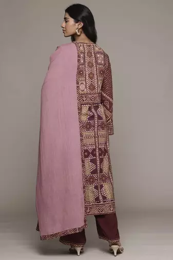 Prune sona kurta set by ritu kumar