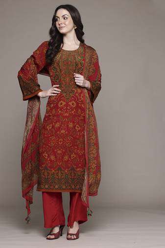 Red sonmarg kurta  set by ritu kumar