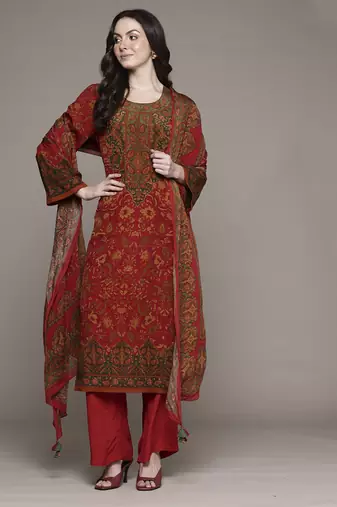 Red sonmarg kurta  set by ritu kumar
