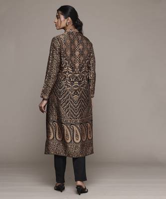 Black kurta set by ritu kumar 2