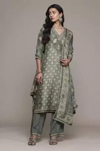 Green Kurta Set by ritu kumar