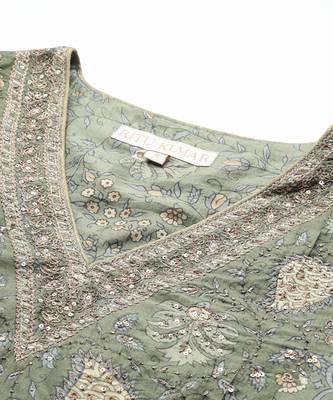Green Kurta Set by ritu kumar 3