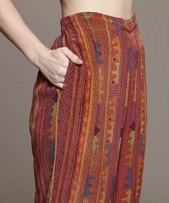 Brick multi kantara cape set by ritu kumar 4