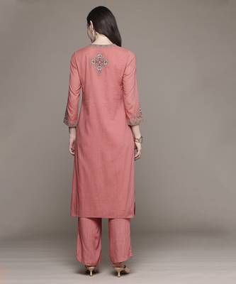 Peach Kurta Set By Ritu Kumar 5