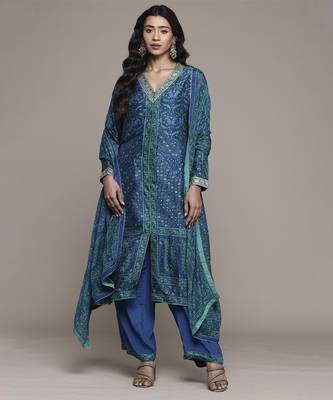 Blue kurta Set By Ritu Kumar 1