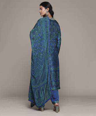 Blue kurta Set By Ritu Kumar 5