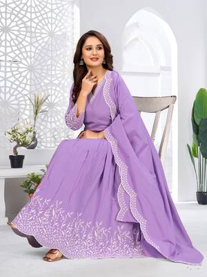 Designer traditional cambric cotton fabric lavender color heavy embroidery kurta set with dupatta 1