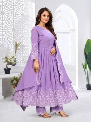 Designer traditional cambric cotton fabric lavender color heavy embroidery kurta set with dupatta 4