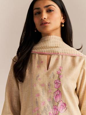 Beige and pink woven kurta set 4