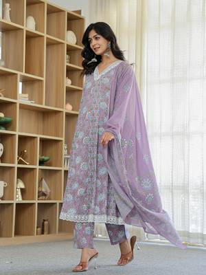 lavender pure cotton anarkali kurta dupatta set with lacework 2