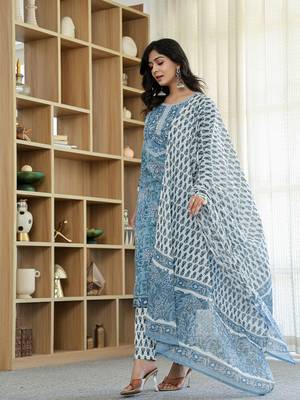 sky blue pure cotton straight kurta dupatta set with lacework 2