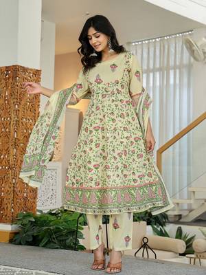 yellow cotton kalidaar kurta dupatta set 2