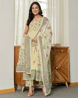 yellow cotton straight sleeveless strappy kurta dupatta set 1