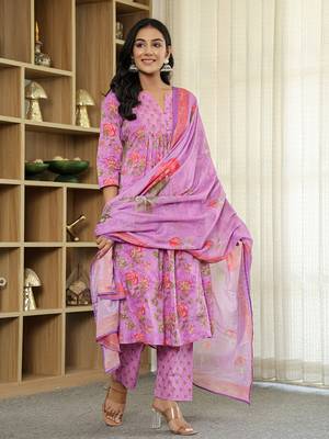 purple floral print a-line kurta trouser dupatta set 5