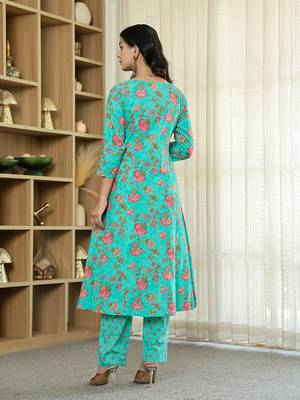 sea green floral print a-line kurta trouser dupatta set 3