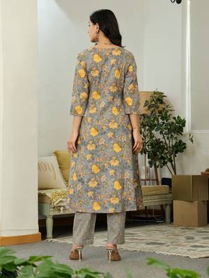 grey floral print a-line kurta trouser dupatta set 3