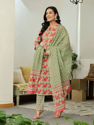 sea green cotton a-line kurta dupatta set 2