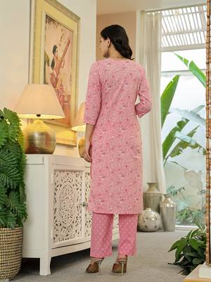 pink pure cotton thread work,sequins work kurta dupatta pant set 3