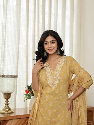 yellow floral thread work straight kurta trouser dupatta set 5